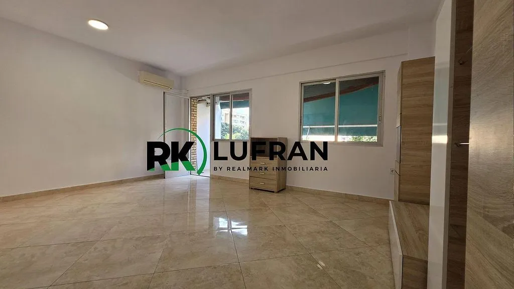 Séjour - Apartment with Balcony in Nou Alacant