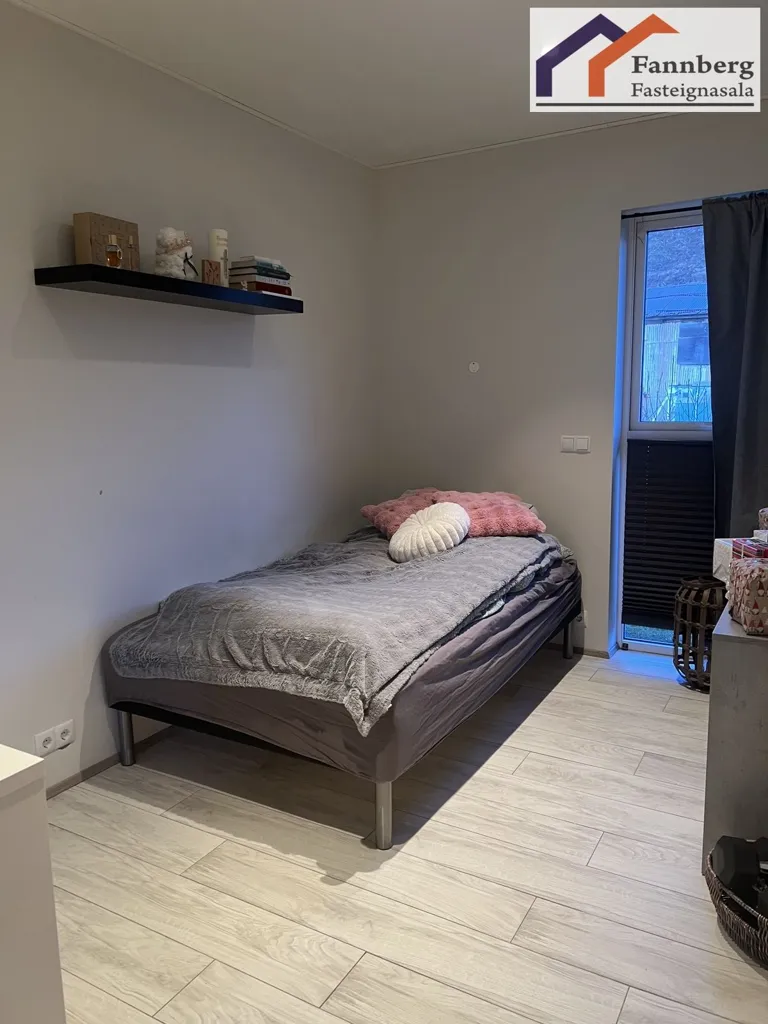 5-toaline maja asukohas Vík