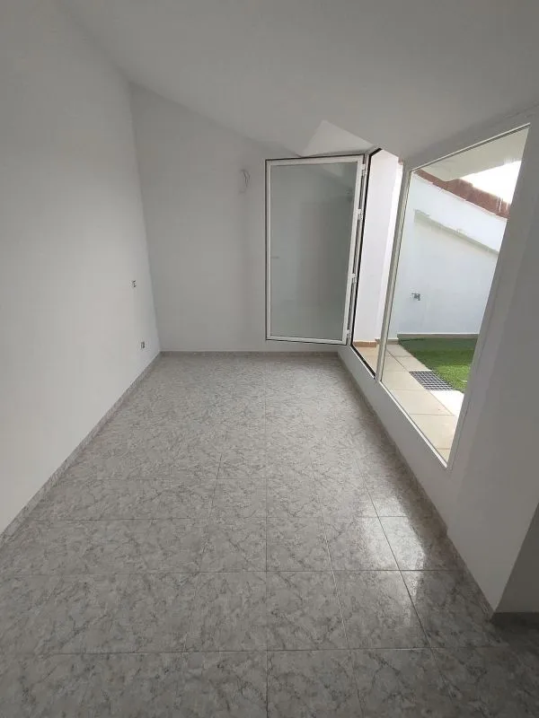 Elutuba - Duplex Penthouse with Pool in Lloret de Mar