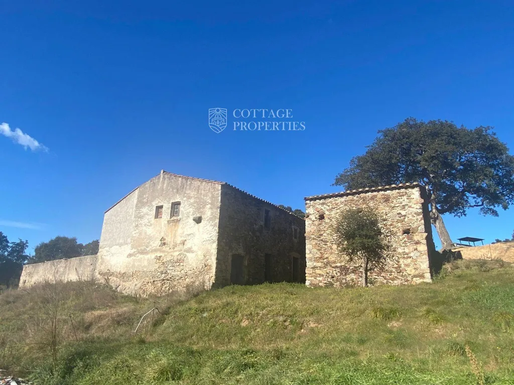 Extérieur - Charming Farmhouse with Views in Darnius