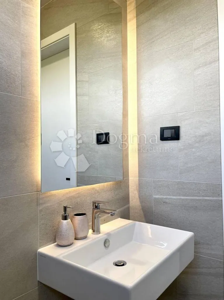 Bagni - Modern Villa with Infinity Pool in Krk Centre
