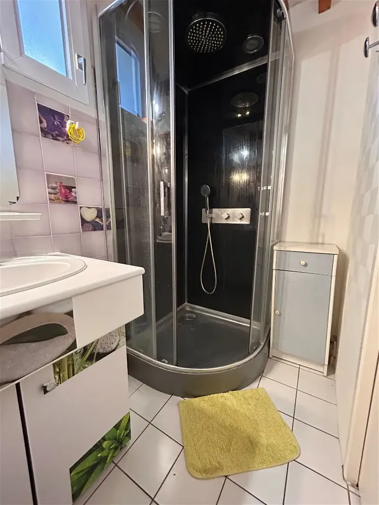 Vannitoad - 3-Bed Flat with Pool in Saint-Augustin