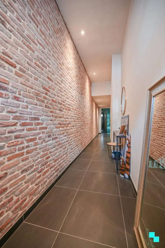 Entrée - Maison Rénovée avec Jardin à Izegem