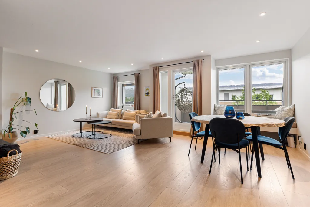 Soggiorno - Luxurious 3-Bedroom Flat with Balcony in Selfors