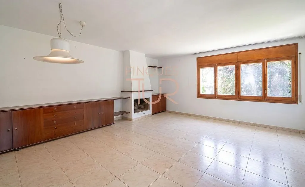 Séjour - Luxury House with Garden in Premià de Dalt