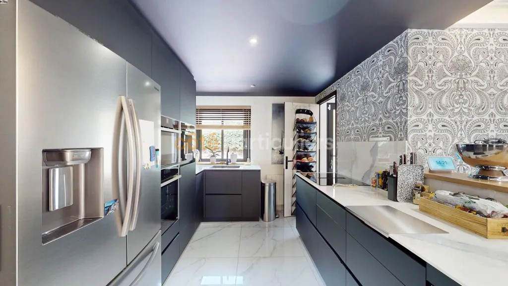 Köök - High-End Flat in Saint-Lô Centre