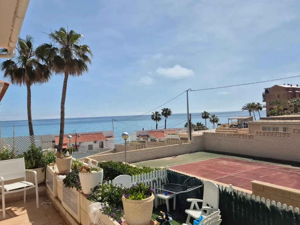 Terrasse - Adosado with Beach Access in Cabo de las Huertas