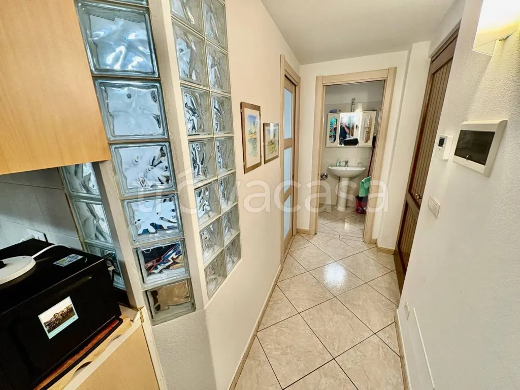Ingresso - Recently Refined Apartment with Central Location in Fossano