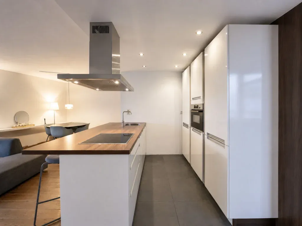 Köök - Corner Apartment with City Views in Rotterdam
