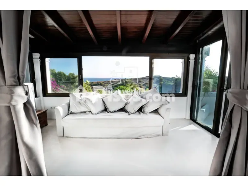 Living Room - Villa with Sea Views in Cap Martinet