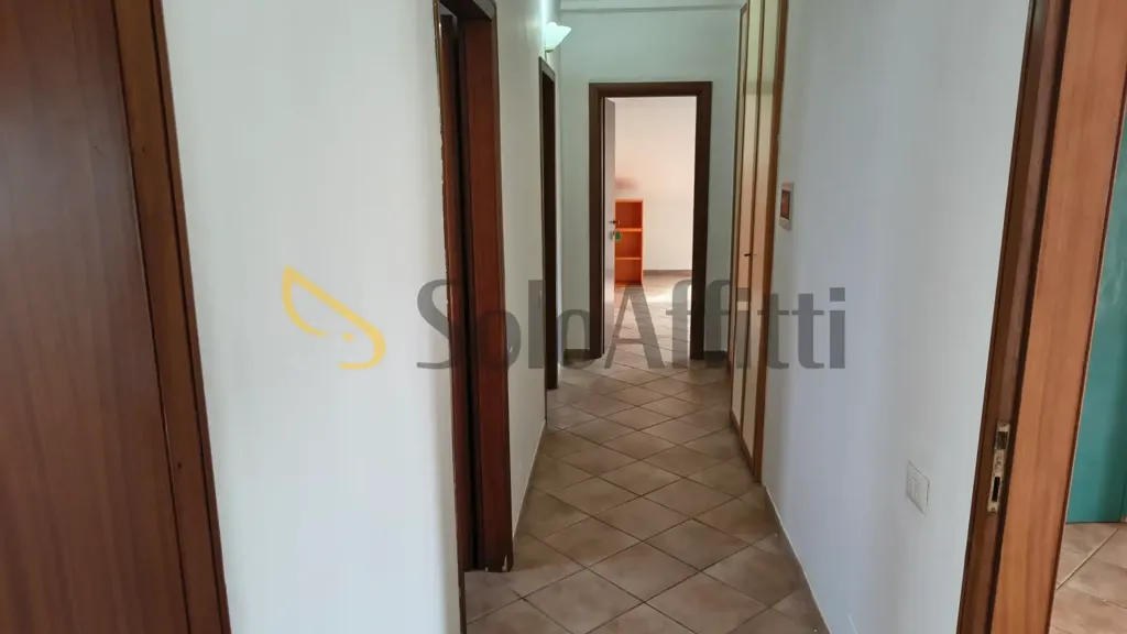 Esik - Spacious 5-Bedroom Apartment in Sassuolo