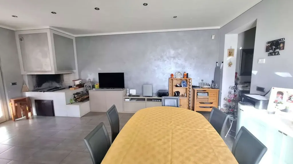 Dining Room - Villa Portion with Pool in Spoleto