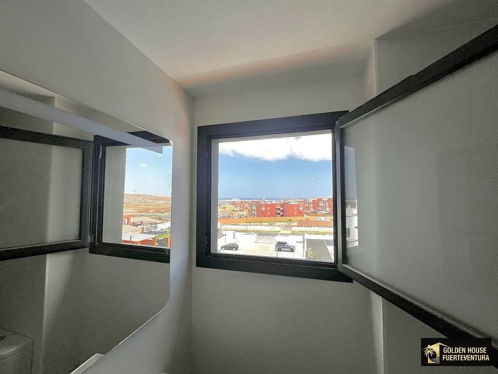 Pièces - Penthouse with Sea Views in La Oliva