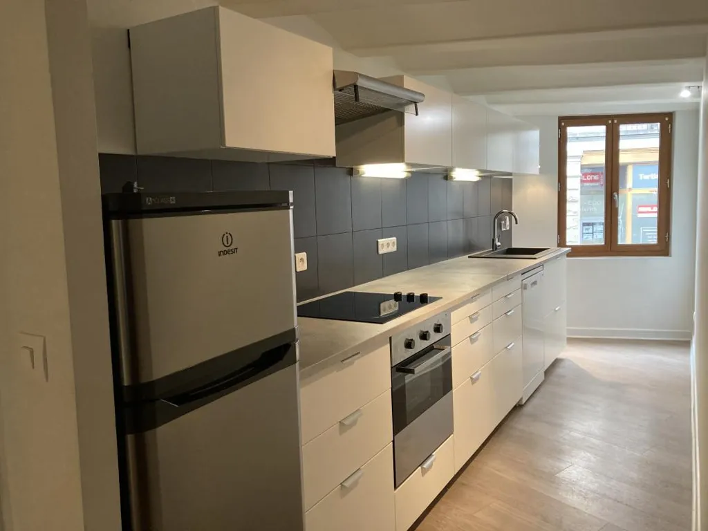 Cuisine - Maison de Bourg Rénovée en Triplex au Puy-en-Velay