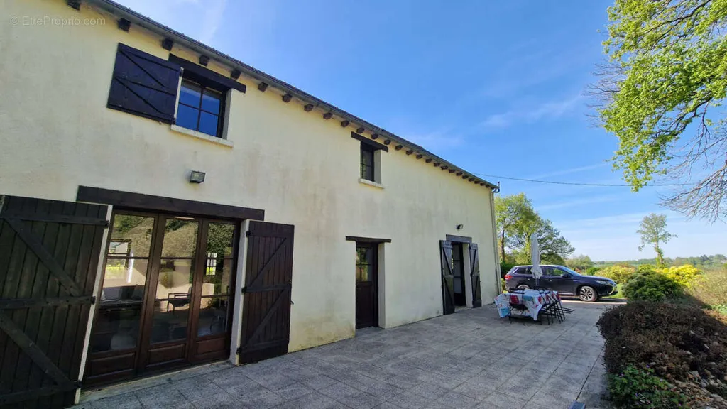 Välivaade - Charming Farmhouse with Garden in Évriguet