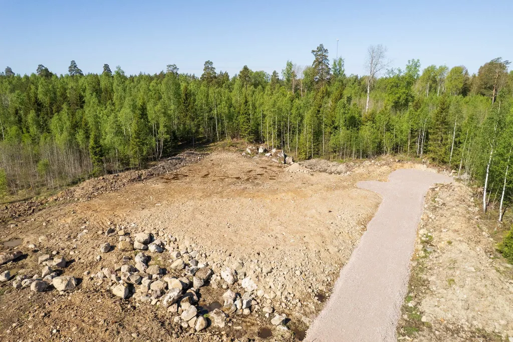 Maa asukohas Knivsta kommun