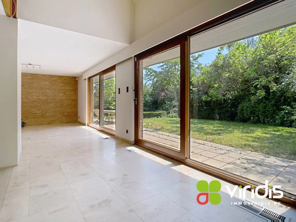 Terrass - Contemporary Villa with Pool in Gembloux