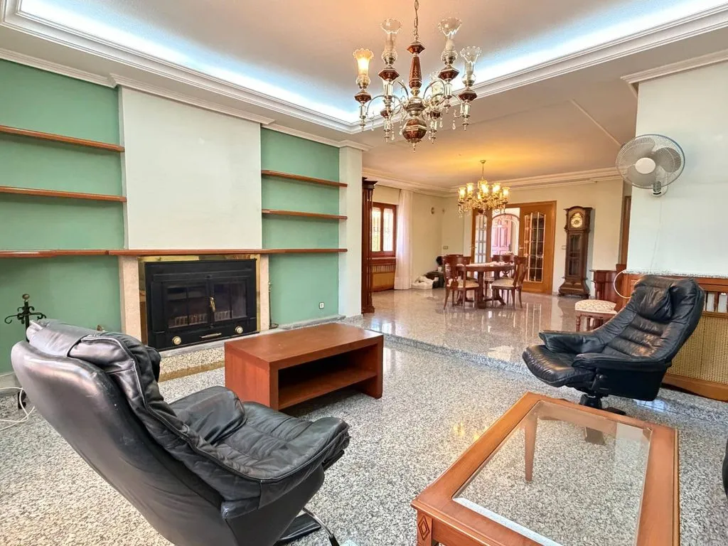 Elutuba - Chalet with Pool and Terrace in La Puebla