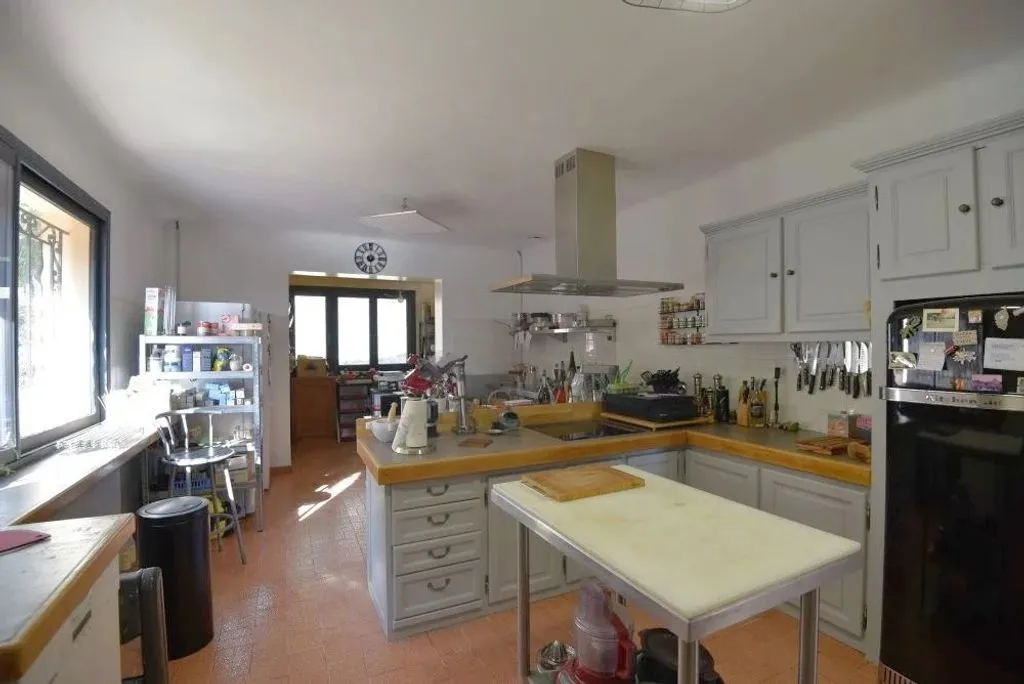Cuisine - Maison de Luxe avec Vue Panoramique à Fayence