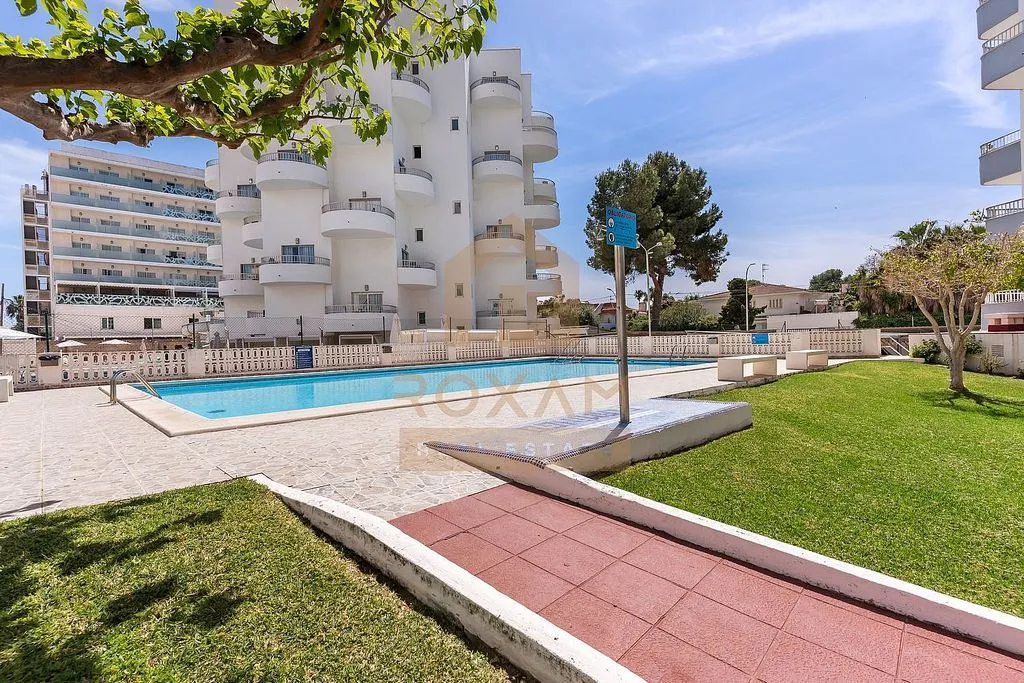 Piscina - Apartment with Pool and Terrace in Gandía