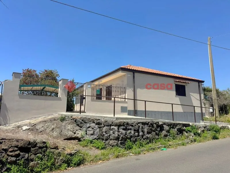 Välivaade - Rustic Villa with Private Garden in Aci Bonaccorsi