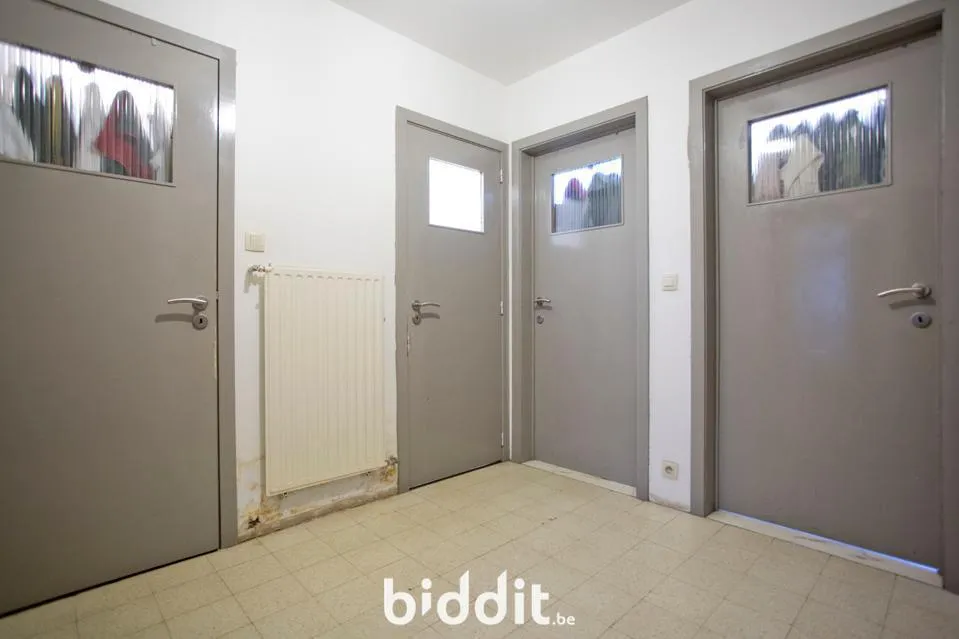 Entrée - Appartement avec Garage et Balcon à Roulers