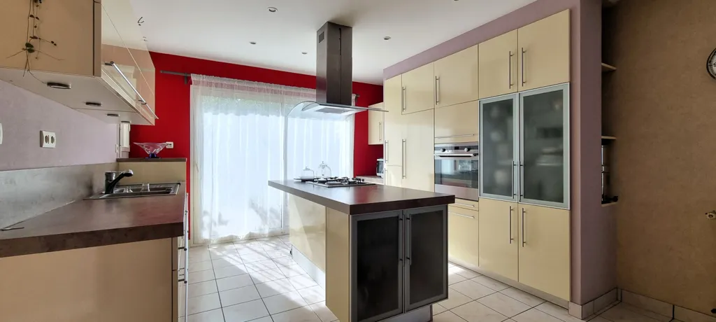 Cuisine - Maison avec Terrain Constructible à Talensac