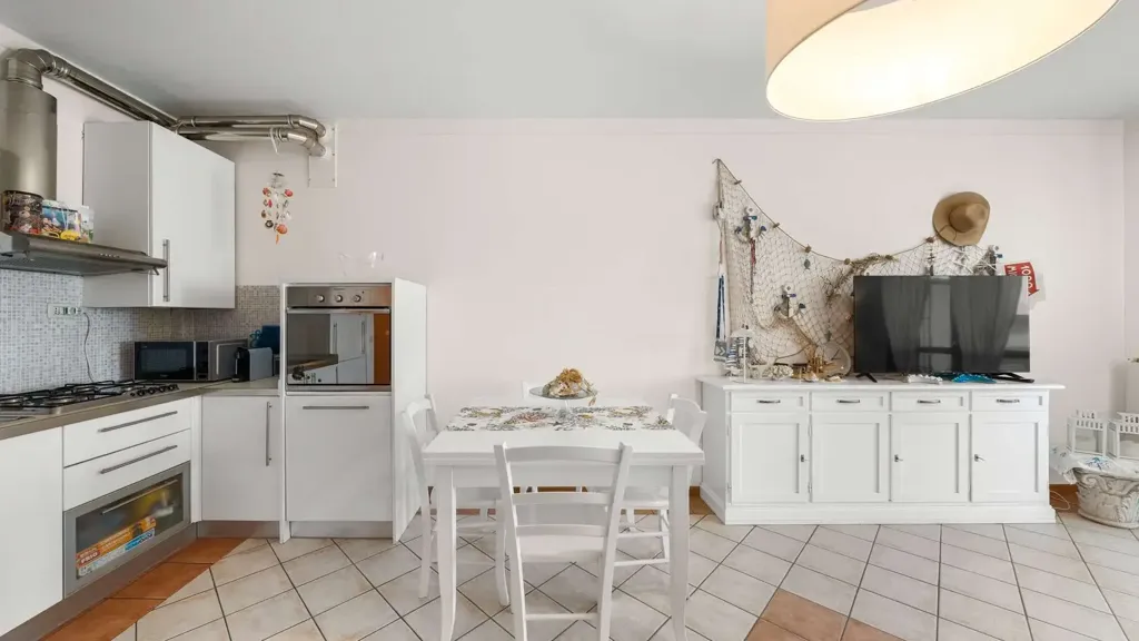 Cuisine - Trilocale with Lake View in Polpenazze