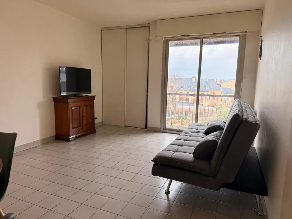 Elutuba - 2-Bedroom Apartment with Balcony in Rodez