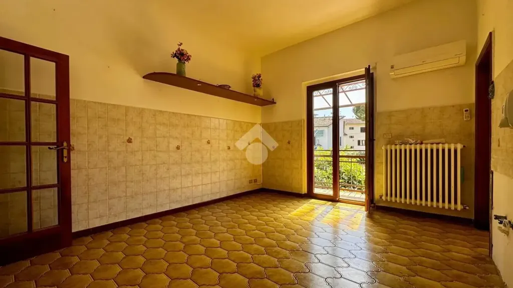 Elutuba - Quadrilocale with Balcony in Sesto Fiorentino