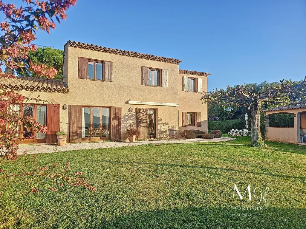 Extérieur - Villa avec Vue Panoramique et Piscine à Nice Ouest