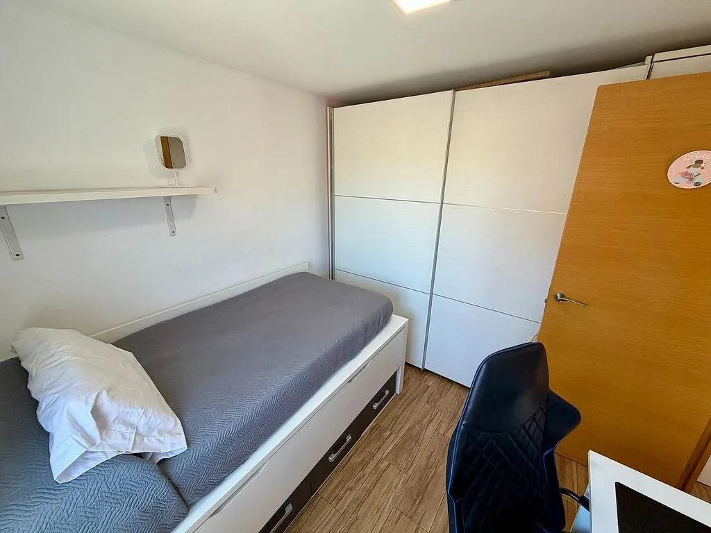 Magamistoad - Apartment with Balcony in Silla