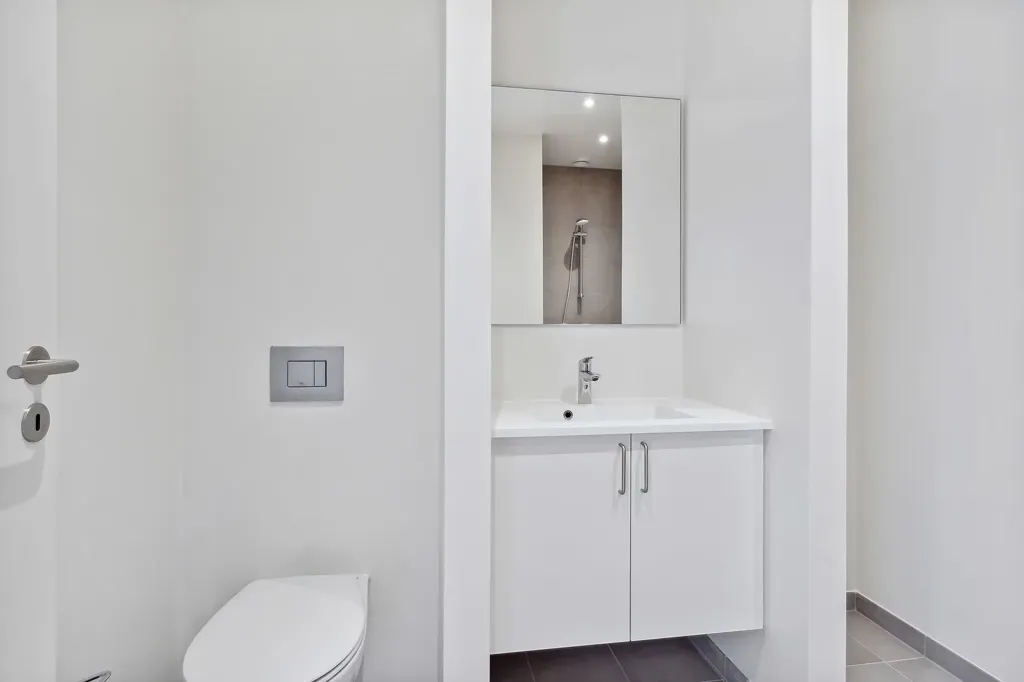 Bathrooms - Two-Bedroom Flat with Terrace in Odense S