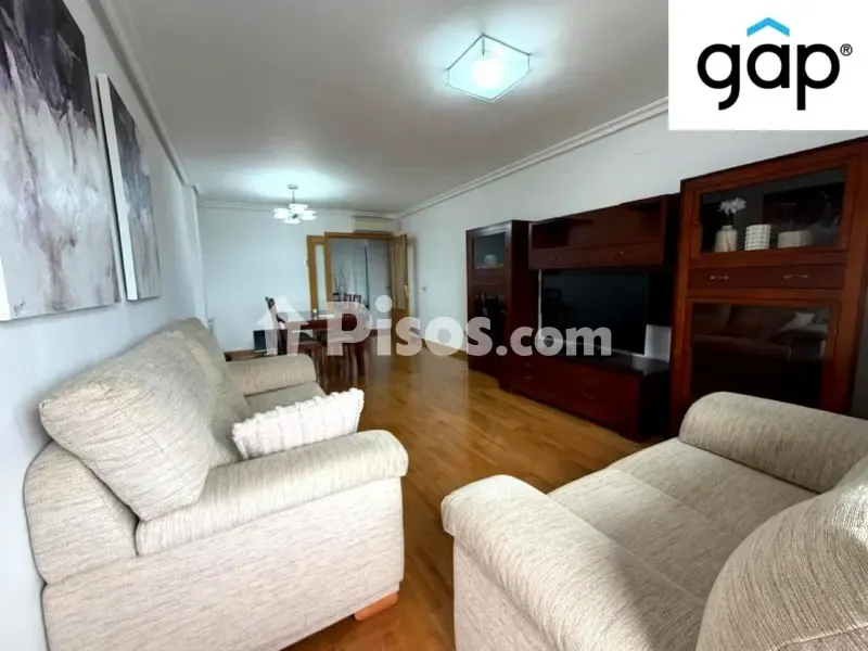Soggiorno - Spacious Student Flat with Gym in Calle de las Encinas