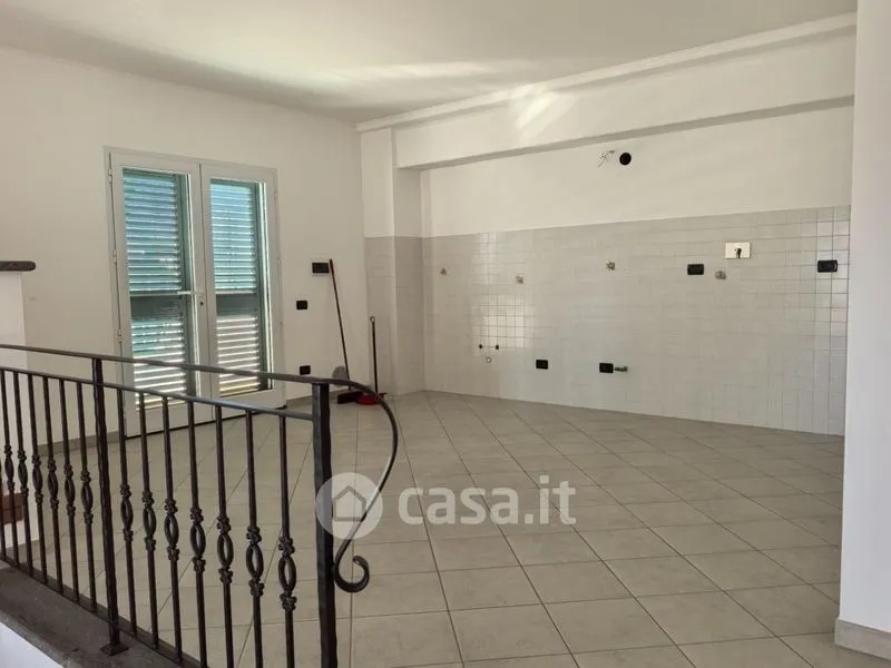 Elutuba - Office Space with Terrace in Calcinaia