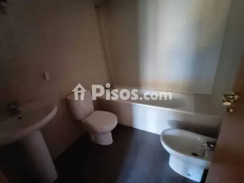 Vannitoad - One-Bedroom Flat with Garage in Horche