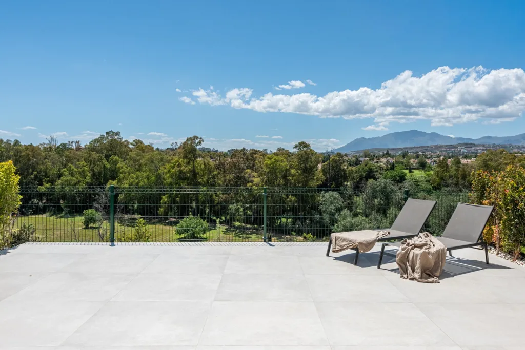 Terrasse - Modern Villa with West Views in San Pedro, Marbella
