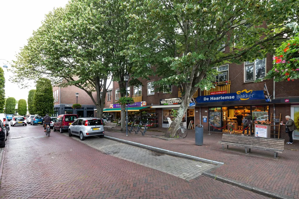 Esterno - Spacious Apartment with Balcony in Haarlem