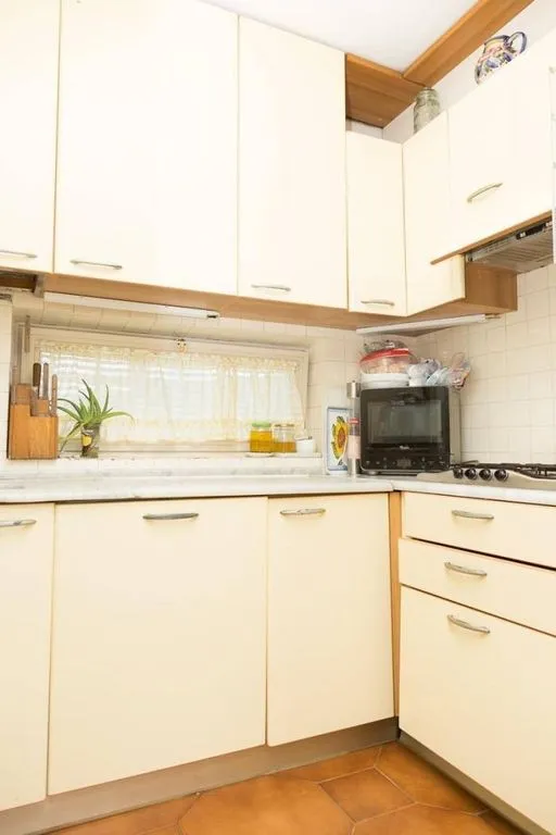 Cuisine - Detached House with Private Garden in Massa