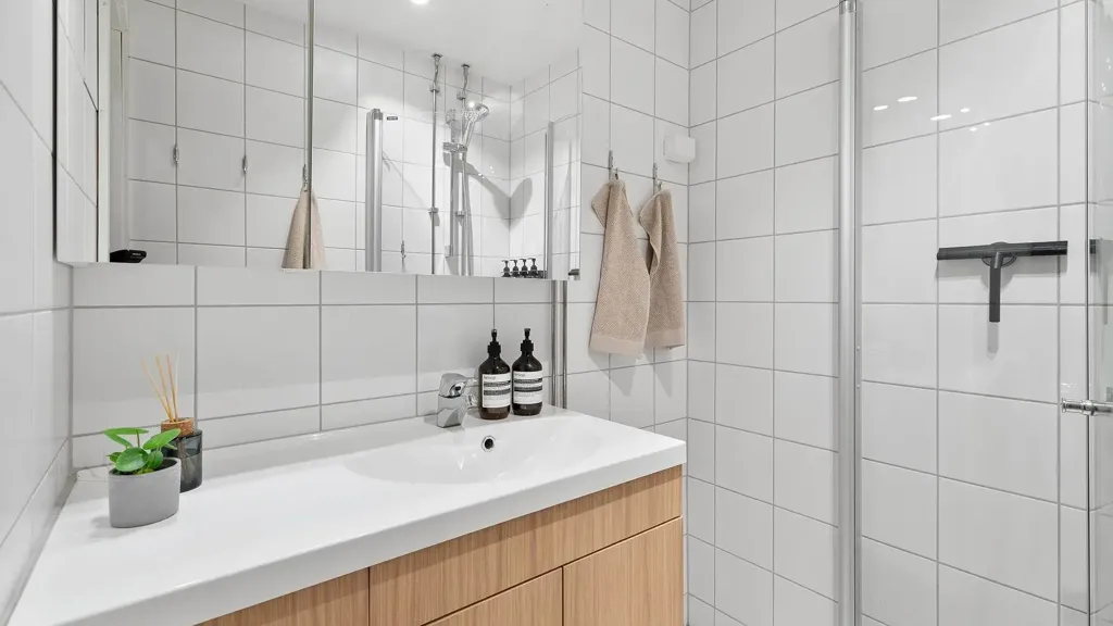 Vannitoad - Rearranged Two-Bedroom Apartment in Florence