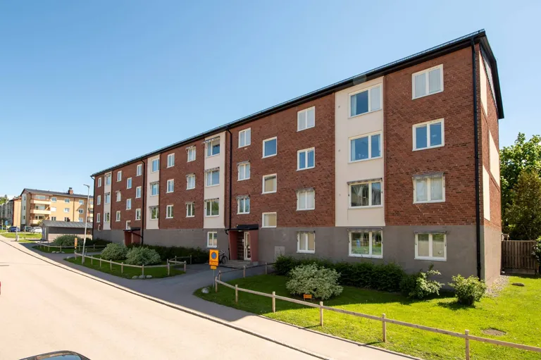 Apartment with Balcony on Gunnilbogatan