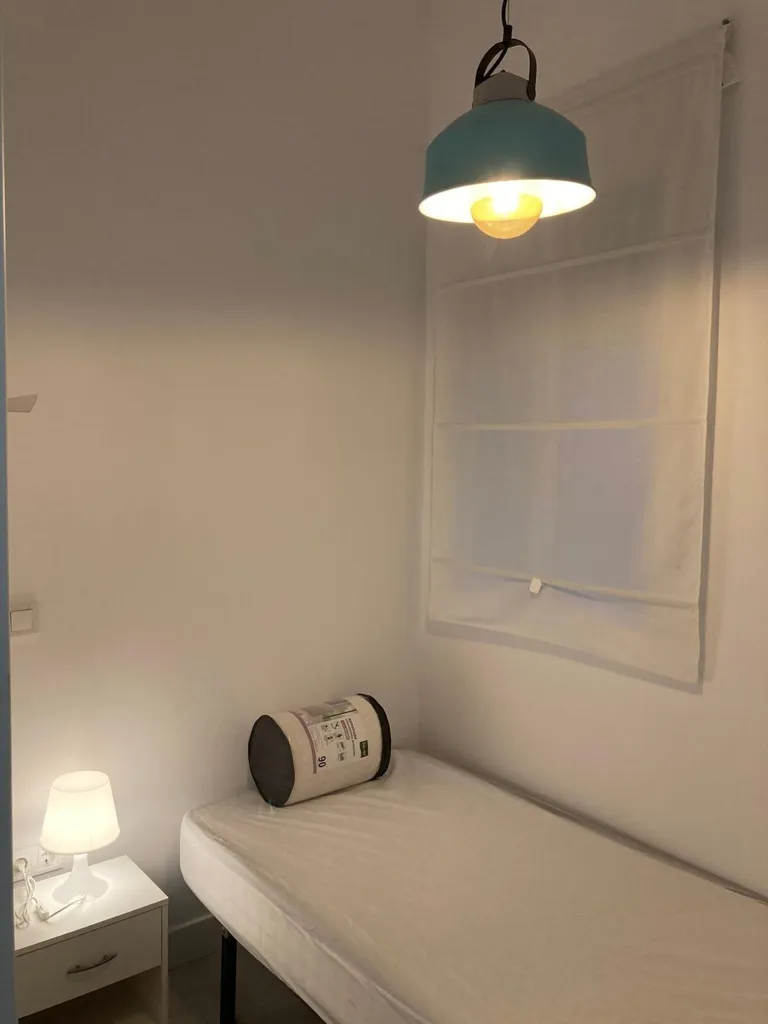 Chambres - Refurbished Flat with Lift in Vallehermoso, Madrid