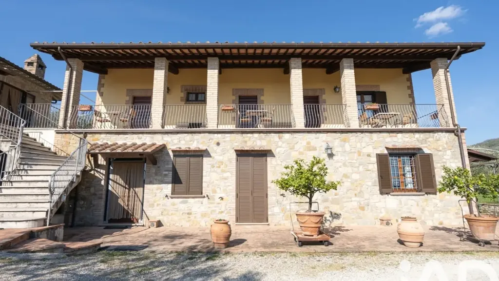 Välivaade - Rustic Villa with Pool in Assisi