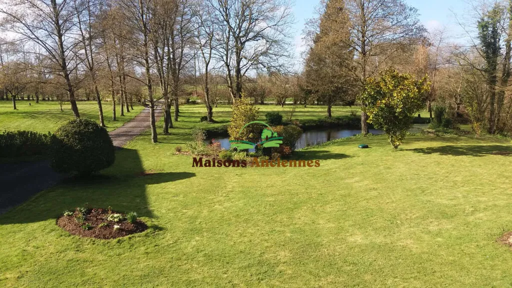Vue aérienne - Maison Ancienne avec Parc Arboré à Isigny-sur-Mer