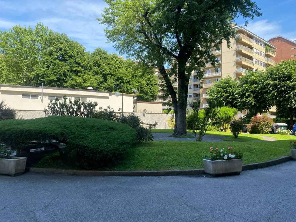 Luxury Apartment with Panoramic View in Turin