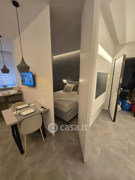 Magamistoad - Modern Bilocale with Balcony in Caserta