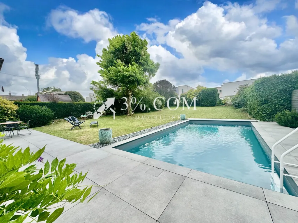 Piscine - Maison avec Piscine au Calme à Truchtersheim