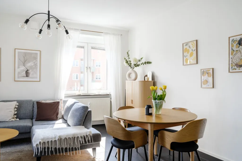 Salle à manger - Bright Two-Bedroom with Large Balcony in Malmö