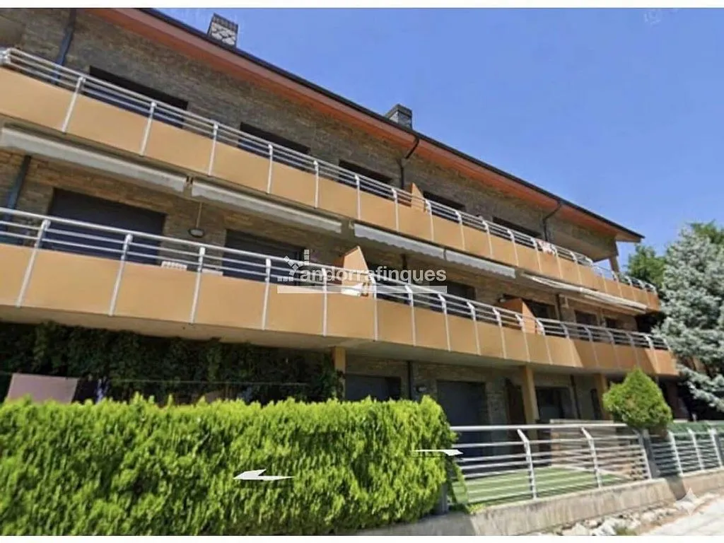 Välivaade - Dúplex with Pool and Terrace in Montferrer i Castellbó