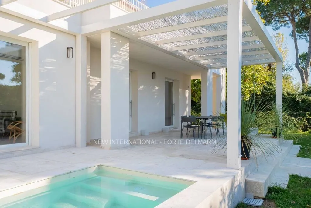 Bassein - Luxury Villa with Pool in Forte dei Marmi